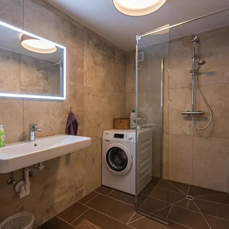 Pfisterer By Interhome *